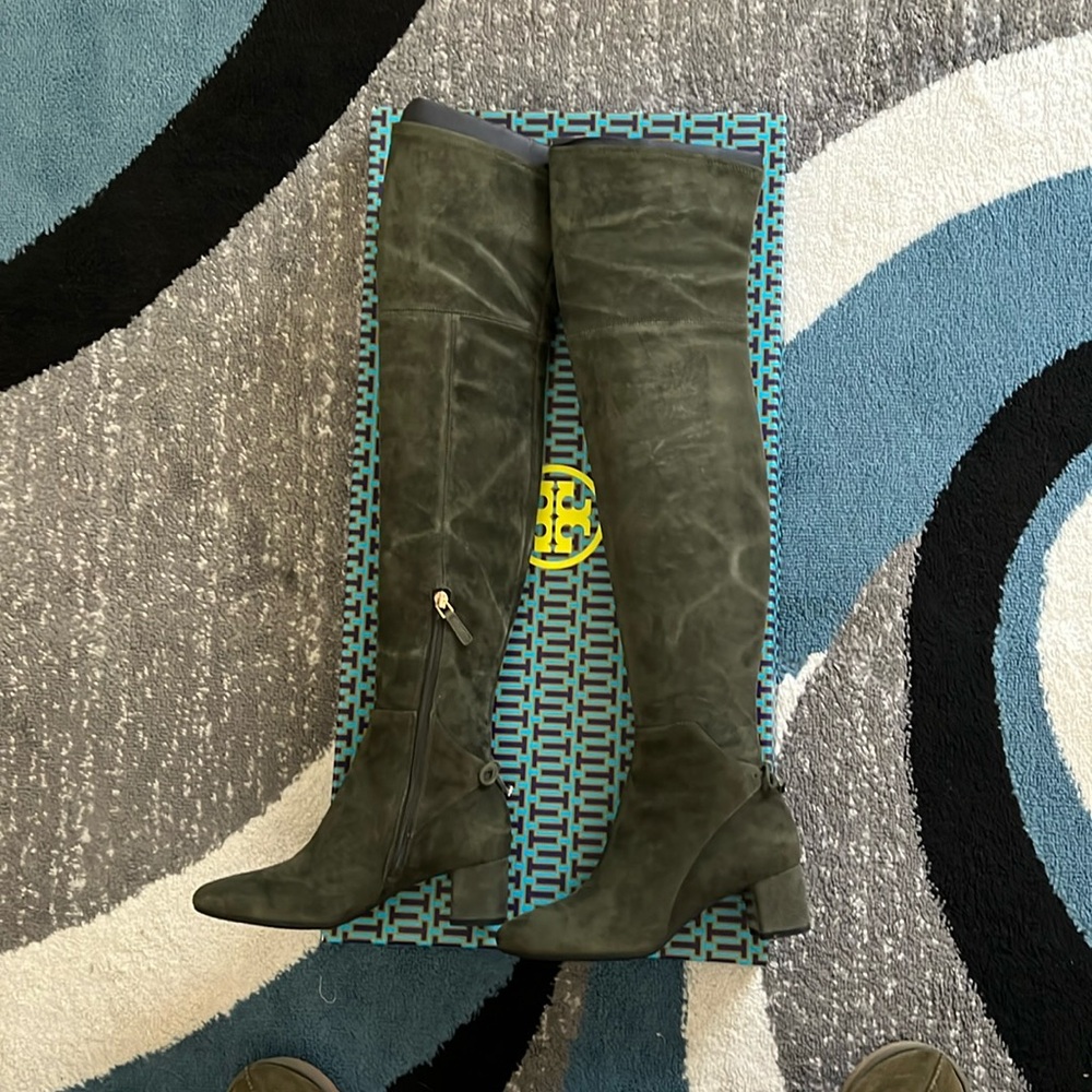 Tory Burch Laila 45mm over the knee boots- boxwood green